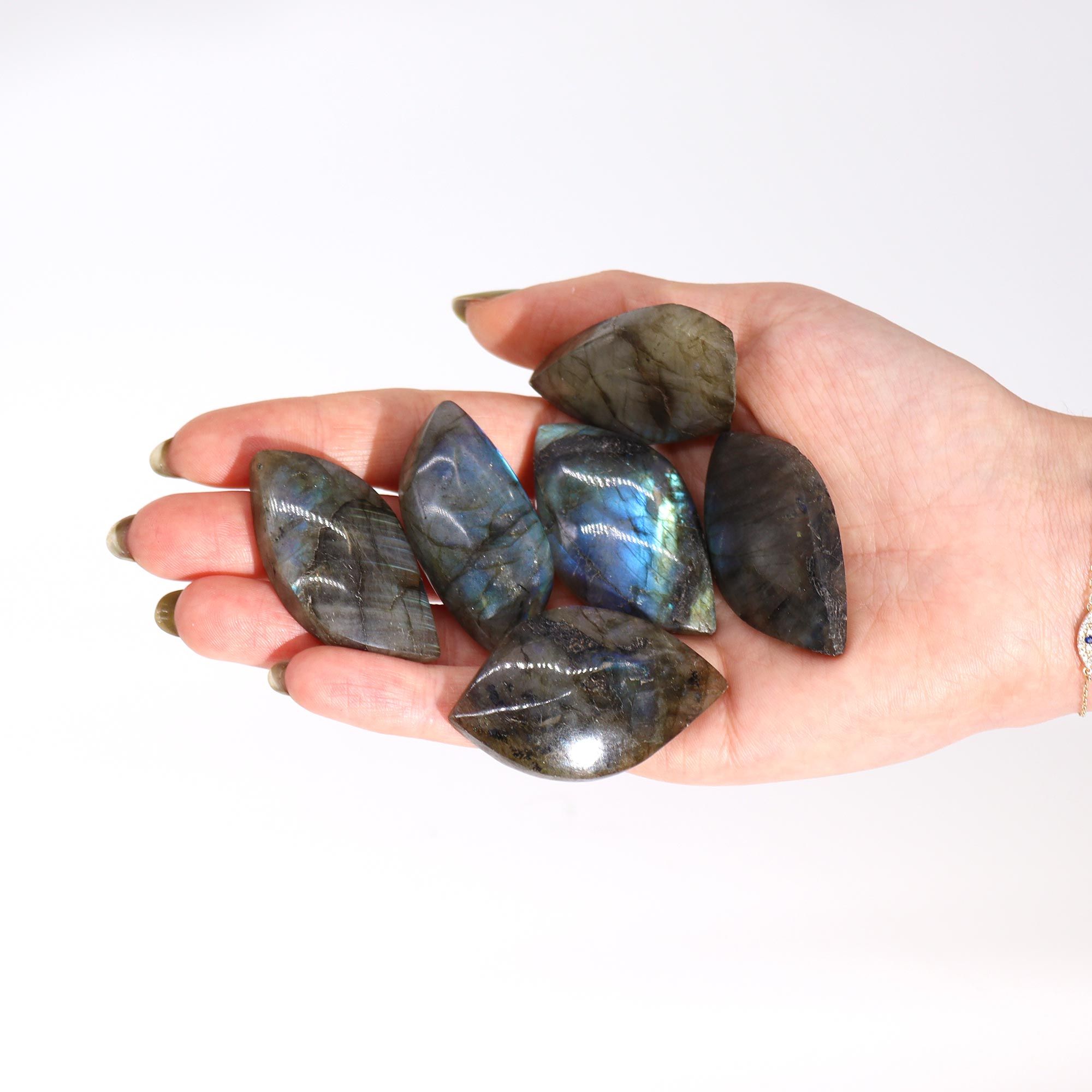 bG9jYWw6Ly9tZWRpYS8xRy82RS82MFIzMEMxRzZXU0s2RTFHL2UzYzg3YTFhLmpwZWc.jpg Madagascar Labradorite Leaf Stone (approx 15-20gms 45-55mm) - Image 3