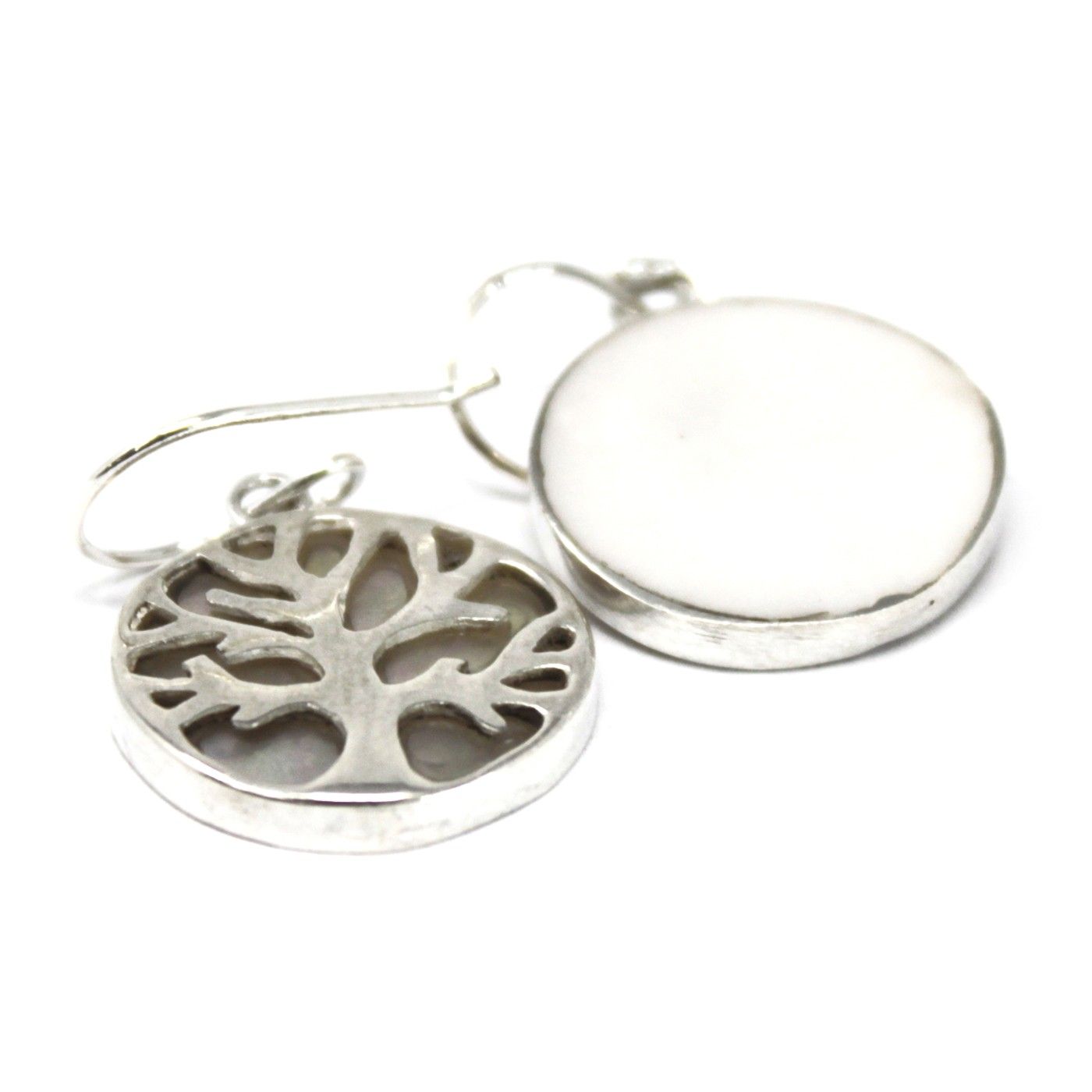 bG9jYWw6Ly9tZWRpYS8xUy9FRC82MFIzMEMxRzZNUzNFRDFTL2UyMTA1NDQ5LmpwZWc.jpg Tree of Life Silver Earrings 15mm - Mother of Pearl - Image 2